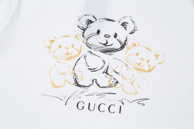 Gucci T-Shirts